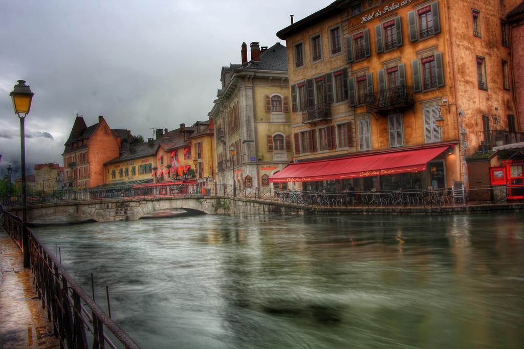 Hotel Des Marquisats Annecy Ngoại thất bức ảnh