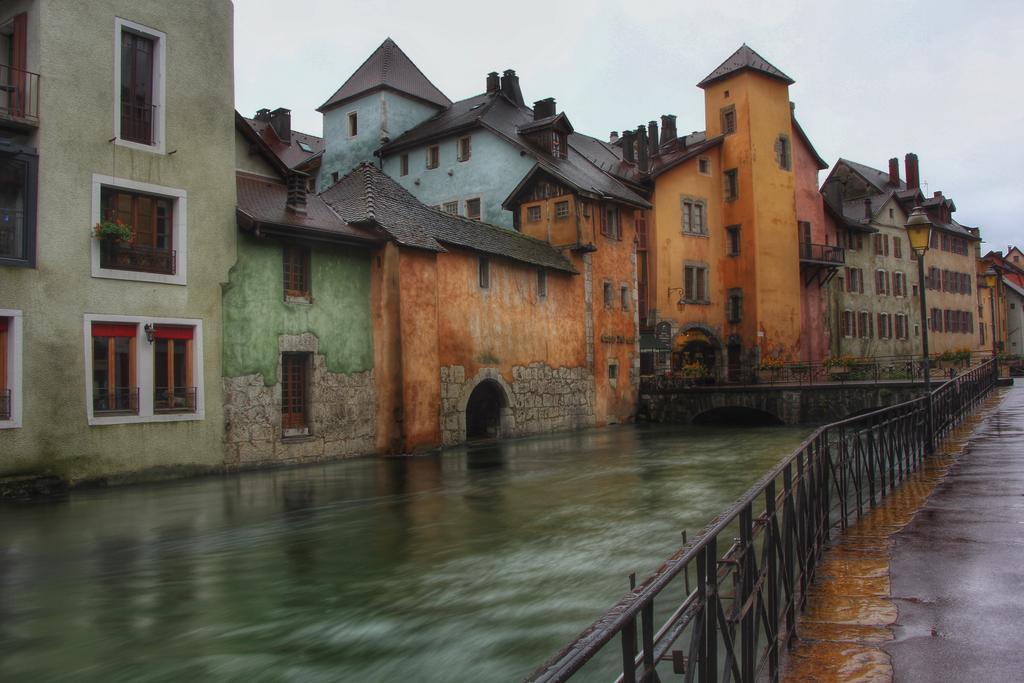 Hotel Des Marquisats Annecy Ngoại thất bức ảnh